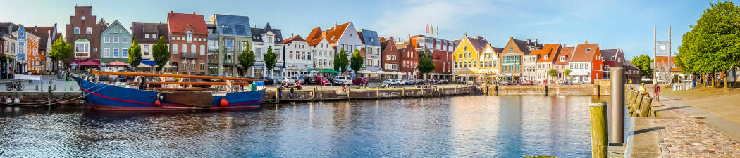 Frühlingsangebote in Husum destination image