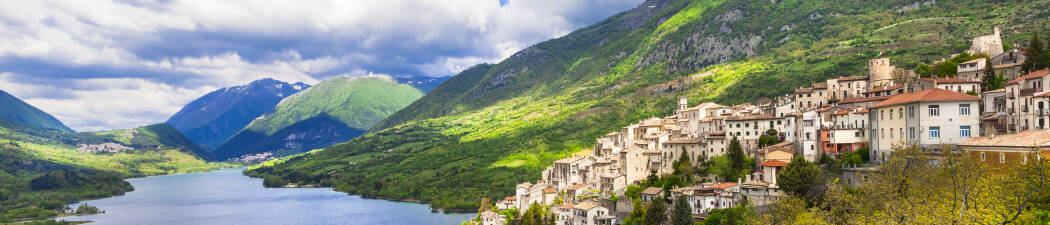Summer holiday Abruzzo destination image
