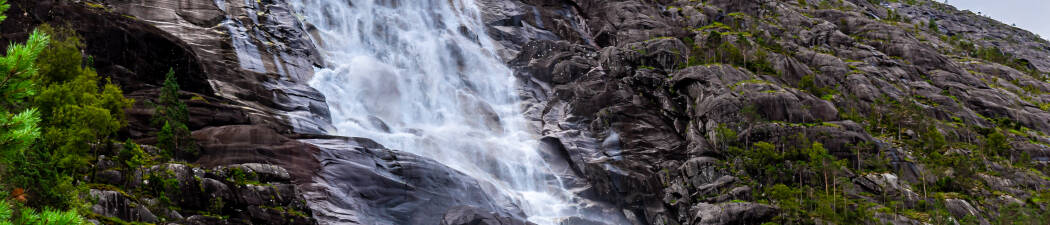 Bilsemester i Etne – hitta det perfekta hotellet! destination image