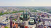 Bremen sentrum med sine severdigheter, kulturelle fasiliteter og shoppingmuligheter er lett tilgjengelig fra hotellet.