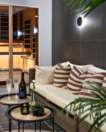 Palm Tree Hotel