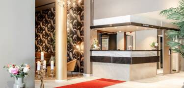 Palm Tree Hotel er et moderne hotel med god central placering i gåafstand til shopping og restauranter