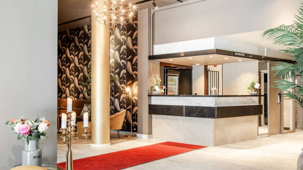 Palm Tree Hotel ist ein modernes Hotel mit zentraler Lage. Restaurants sowie Bummelmöglichkeiten sind zu Fuß leicht erreichbar.