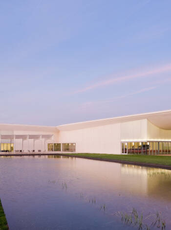 Das Kunstmuseum HEART in Herning bietet einzigartige Kunsterlebnisse in modernem Ambiente.