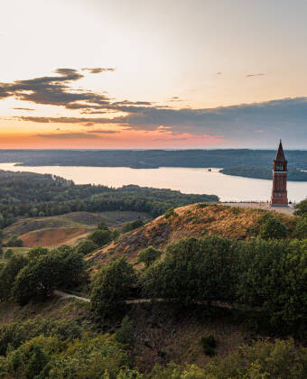 Himmelbjerget ligger ikke langt fra hotellet og er et must-see