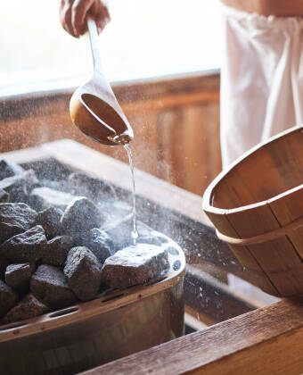 Visit the sauna, steam bath or hammam in the hotel's wellness area.