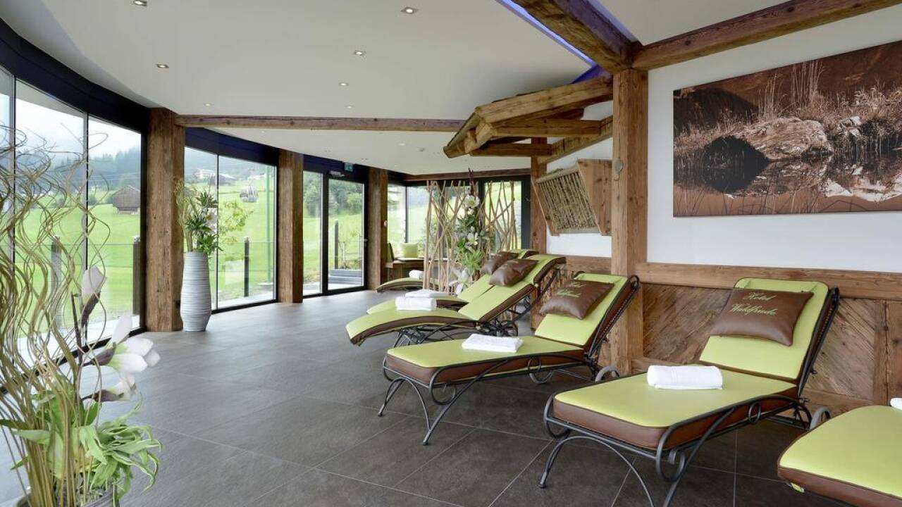 Hotellets wellnessafdeling byder bl.a. på sauna, dampbad og relax-område med tebar.