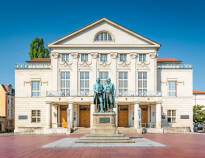Besøg det tyske nationalteater i Weimar, som kun ligger få kilometer væk.