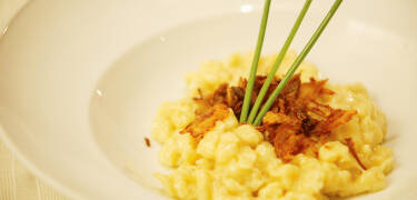 Excellent cuisine and fine wines from the wine cellar make every meal a pure pleasure.