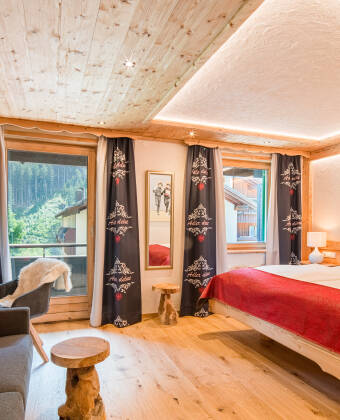 Die charmant eingerichteten Zimmer sind für Paare und Familien bis zu 4 Personen perfekt geeignet.