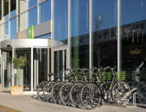 Du kan leie sykkel på hotellet og oppdage København på to hjul.
