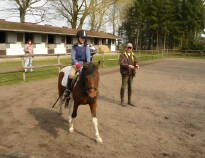 Brunnenhof Ferien- & Reit Hotel is a popular riding school where children and adults can learn to ride.