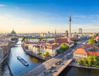 Tag en herlig storbyferie med masser af herlig shopping og sightseeing i Berlin.