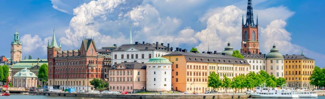 Die Ruhe des Schärengartens trifft auf das Stadtleben – das Zentrum von Stockholm ist nur etwa 20 Minuten entfernt.