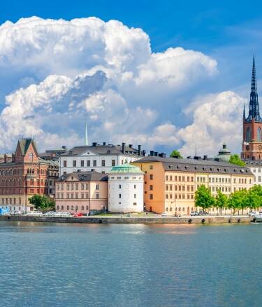 Skjærgårdens ro møter bylivet, med sentrale Stockholm bare omtrent 20 minutter unna.