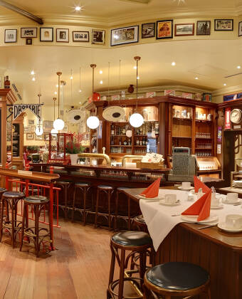 Start dagen med en deilig og rikholdig frokost, så du er klar for din sightseeingtur i Berlin.