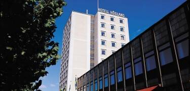 Das elegante Hotell Höglund bietet eine 4-Sterne-Unterkunft mit vielen schönen Einrichtungen direkt am Resecentrum mitten im Städtchen Nässjö.