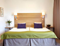 Bo i hyggelige og nyrenoverede værelser med 4-stjernet standard. Alle værelserne har eget badeværelse med bruser.