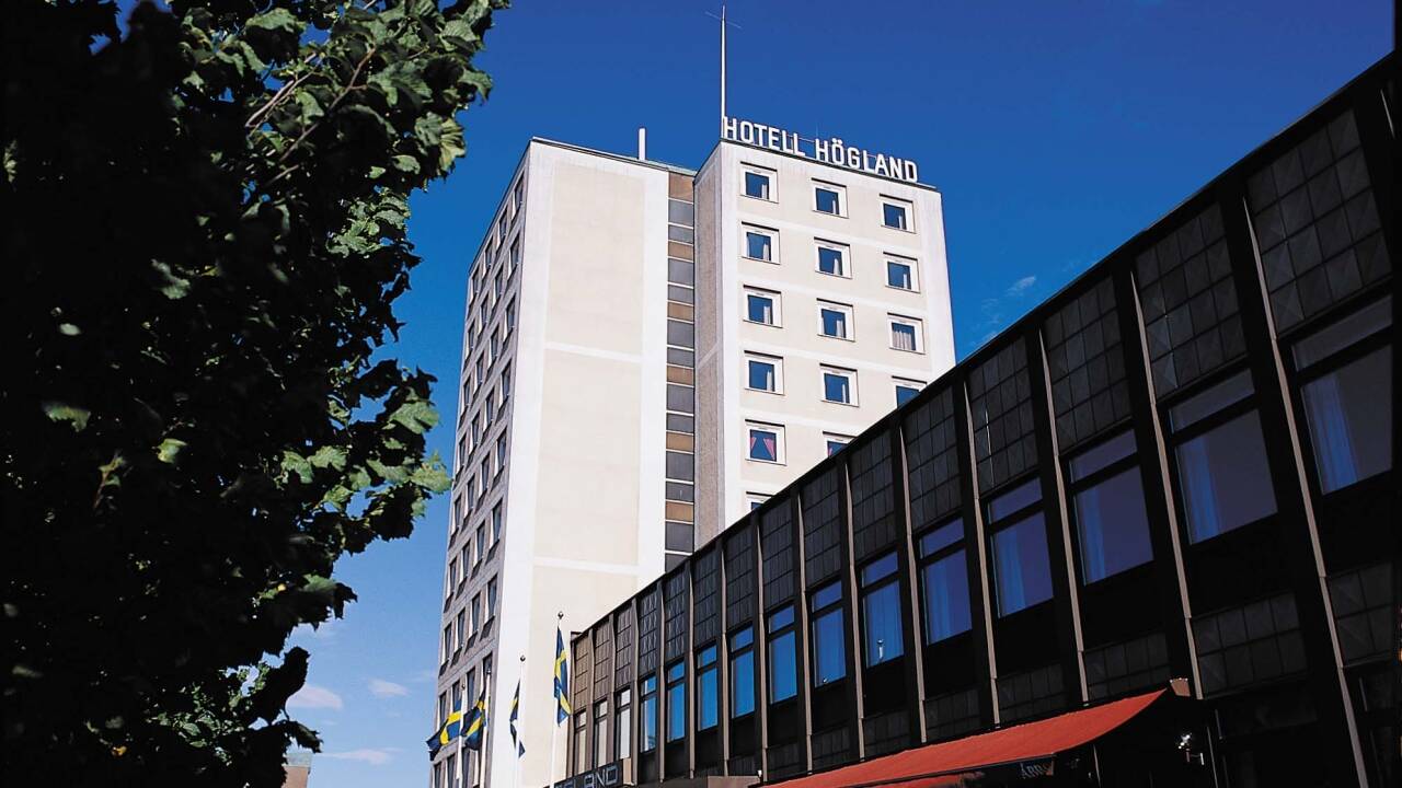 Das elegante Hotell Höglund bietet eine 4-Sterne-Unterkunft mit vielen schönen Einrichtungen direkt am Resecentrum mitten im Städtchen Nässjö.