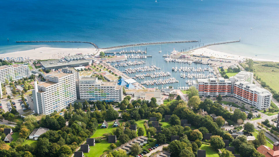 Här väntar en oförglömmlig vistelse på detta ca. 65 hektar resort vid Östersjön mellan Kiel och Flensburg.
