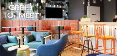 Upcycling-Hotel mit vielen upgecycelten Elementen im Sinne der Nachhaltigkeit.