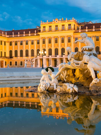Upptäck wiensk kultur: Slottet Schönbrunn, Wiens historiska centrum, Kunsthistorisches Museum Wien eller Stefansdomen.