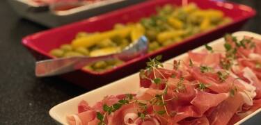 Start dagen med en lækker morgenmad fra buffeten