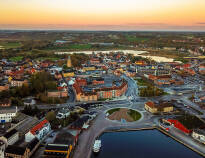 Hobro is not far from Mariager, where you can also experience another beautiful fjord town. Hobro is also home to the beautiful and impressive Viking castle of Fyrkat.