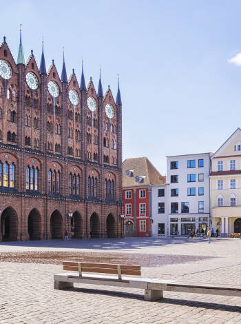 Hotellet ligger 4 km fra Stralsunds UNESCO-vernede gamleby og severdigheter.