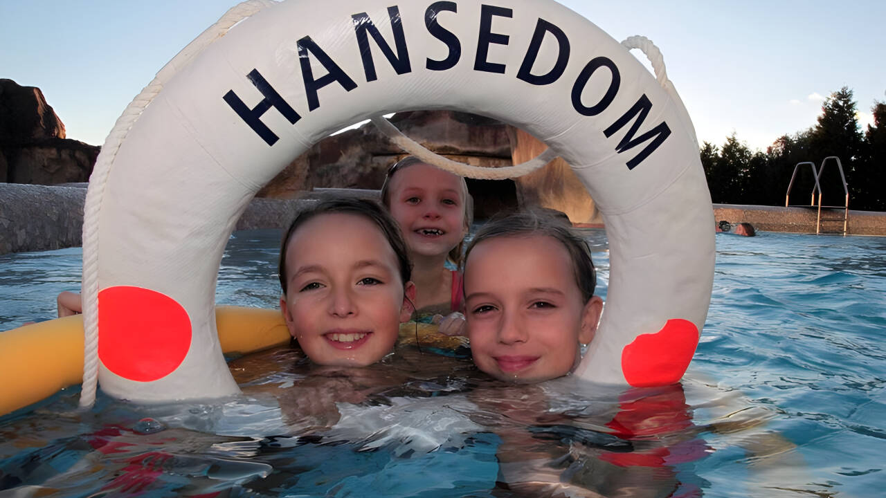 Du har direkte adgang til vandlandet HanseDom. Sjov og afslapning for både børn og voksne!