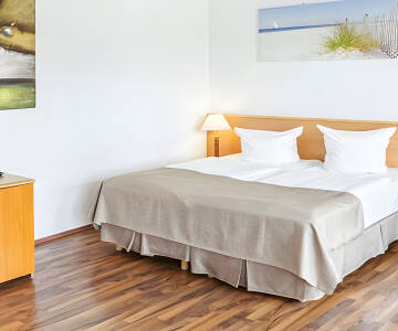 Die hellen Zimmer, die alle einen Balkon haben, geben den behaglichen Rahmen für Ihren angenehmen Aufenthalt.