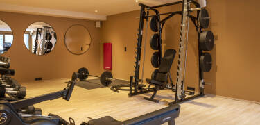 Det moderna fitnesscentret erbjuder alla möjligheter för träning och aktivitet
