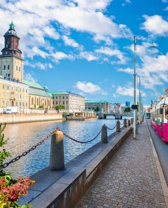 Göteborg er et ideelt sted til en storbyferie, hvor pulserende byliv kombineres med afslappet vestkyststemning.