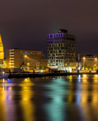 Dette hotel har en vakker beliggenhet i Kiel med kort avstand til byens sentrum og den fine havnen.