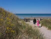 Du kan promenera till en barnvänlig strand på 5 minuter från pensionatet.