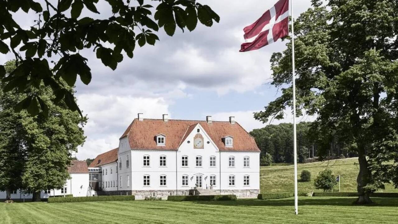 At ankomme til Haraldskær føles som at træde ind i en anden tid.