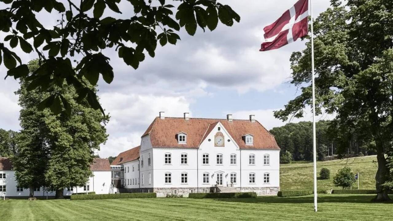 At ankomme til Haraldskær føles som at træde ind i en anden tid.