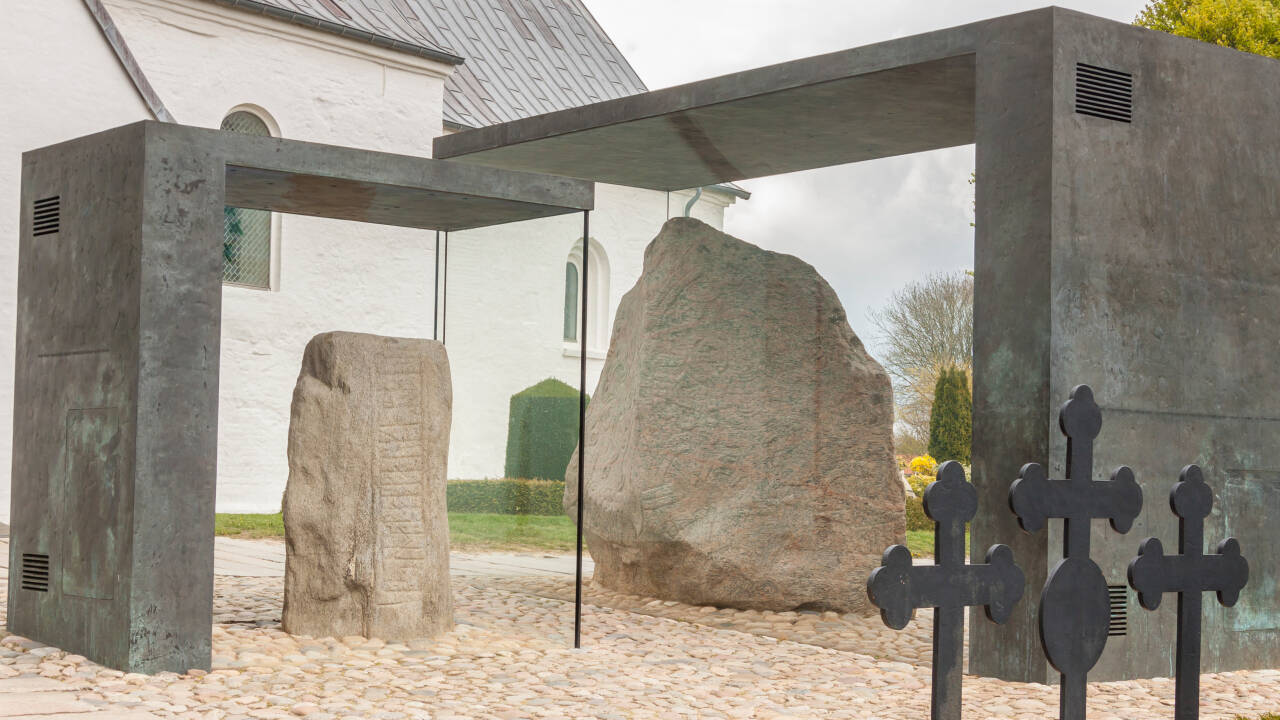 Et opphold her gir deg kort vei til Jellingsteinene, et av Danmarks viktigste historiske landemerker.