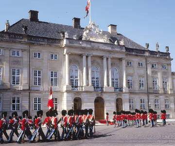 Restauranten byder på en rig og varieret morgenmad.