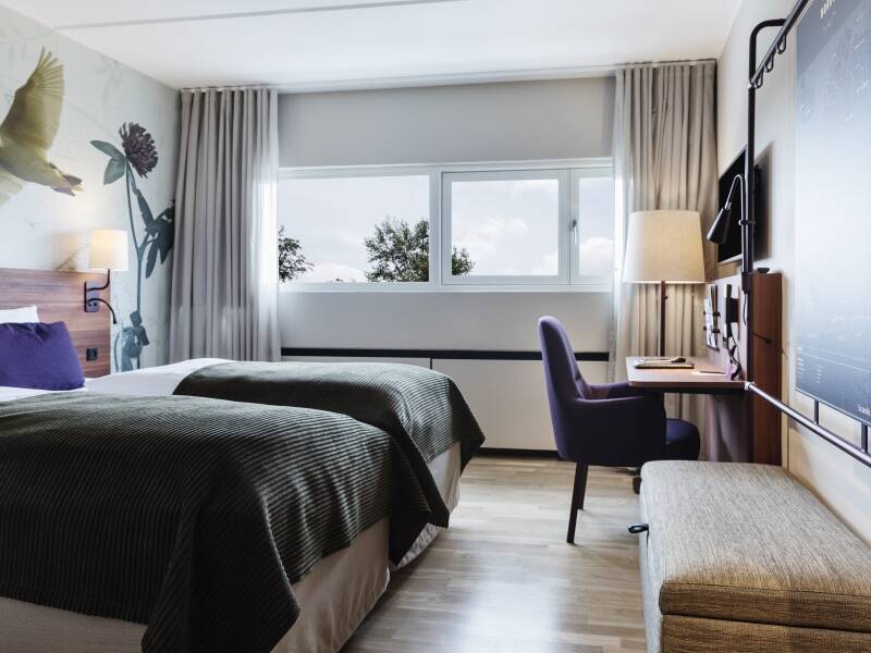 De lyse værelser er renoveret for nylig, og tilbyder god komfort og flere faciliteter.