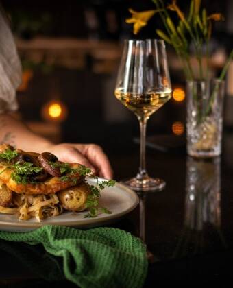 Enjoy fresh, unprocessed, and locally sourced meals with the slow food philosophy.