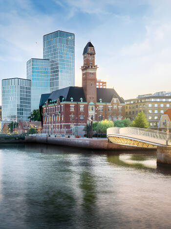 Erkunden Sie das pulsierende Stadtleben des nahe gelegenen Malmö.