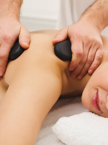 Das St. Lukas Medical & Spa zeichnet sich durch sein Therapiezentrum aus, das eine Reihe von Behandlungen anbietet. Qualifiziertes medizinisches Personal sorgt für eine persönliche Betreuung und gewährleistet ein ganzheitliches Wellness-Erlebnis.