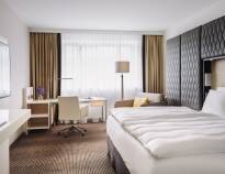 Rummelige og moderne værelser tilbydes i forskellige kategorier, der passer til forskellige præferencer.