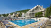 Remisens Hotel Admiral ligger på den vackra strandpromenaden, nära Opatija centrum.
