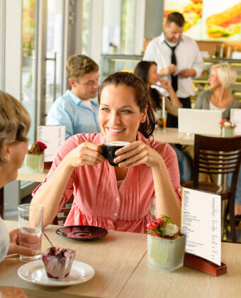 Go shopping in the Herning Centre with over 75 shops and enjoy one of the cosy cafés in both Ikast and Herning.