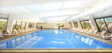 Im Wellnessbereich können Sie ein Feng Shui Programm mitmachen oder ein anderes moderne Wellness Programm.