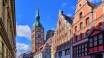 Besuchen Sie die Altstadt der Hansestadt Stralsund, die zum UNESCO-Weltkulturerbe gehört.