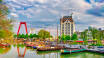 Rotterdam er en af de mest levende byer i Europa - enestående arkitektur, den største havn i Europa, butikker og restauranter.