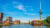 Fra Euromast, Rotterdams udsigtstårn, kan man se fra Nordsøen til Amsterdam.